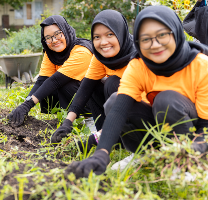 student volunteers